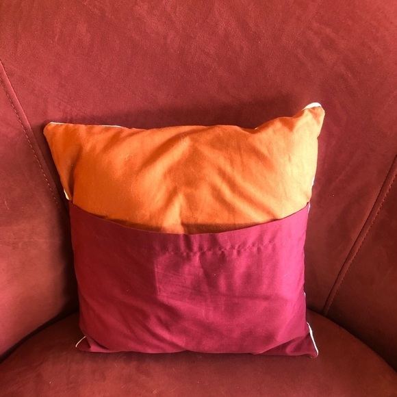 House Divided Texas A&M & Texas Handmade Cathedral Window Quilted Accent Pillow - Picture 3 of 3